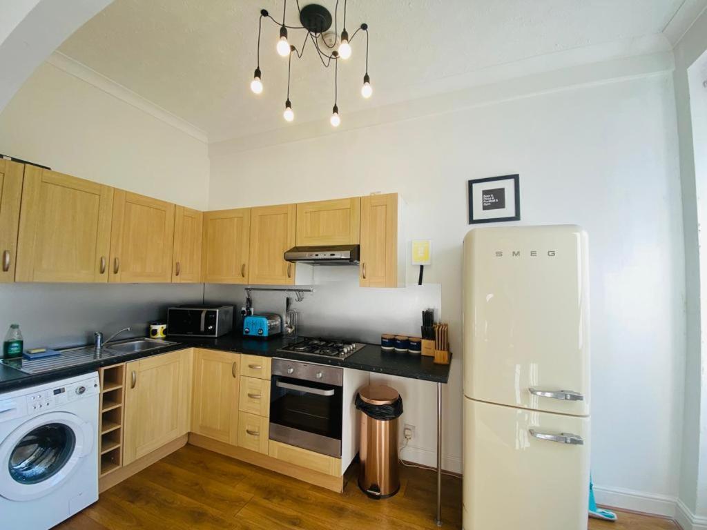 Unique Sea View Apartment Hastings Kültér fotó